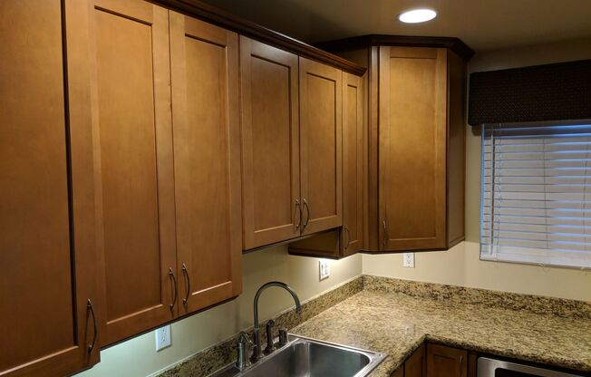 1 Bed, 1 Bath Condo - 589 11th St #10, Imperial Beach