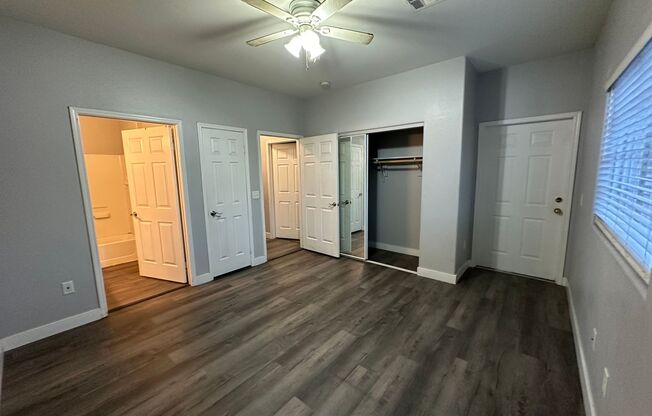 3 beds, 2 baths, $1,400, Unit # 1172
