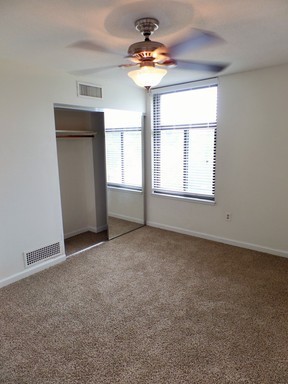 2 beds, 1 bath, 800 sqft, $1,671, Unit 3-W2A