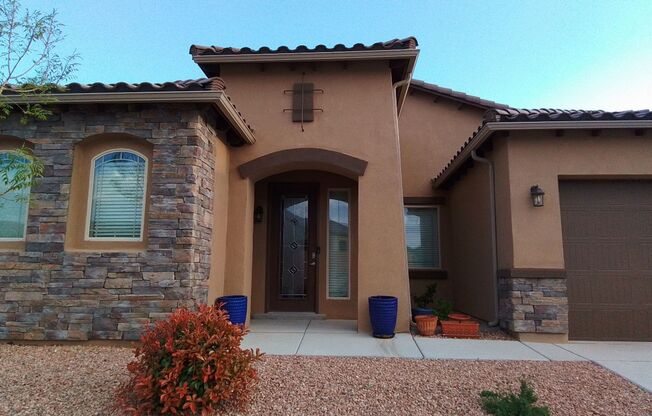 3 bedroom, 2.5 bathroom home located in Albuquerque Far Westside Paseo & Unser