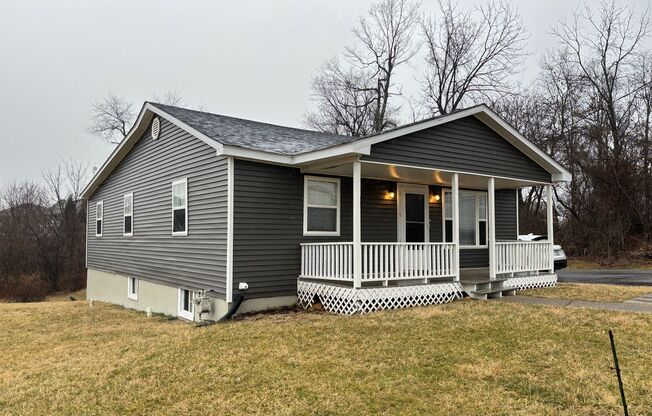 3 beds, 2 baths, 1,290 sqft, $1,495, Unit 307 Bishop Lane