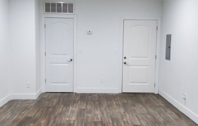 2 beds, 2 baths, $1,295, Unit Unit 3-A