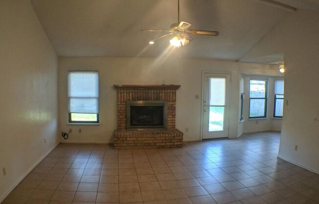 3 Bed/ 2 Bath on Killeen TX