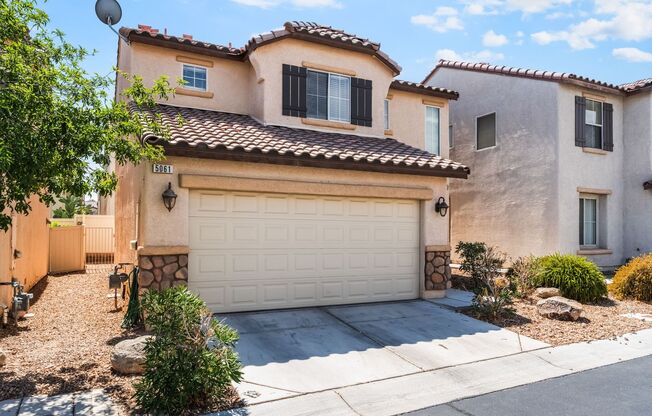 Stylish 3-Bedroom Home in Gated Pinecrest Community – Move-In Ready!