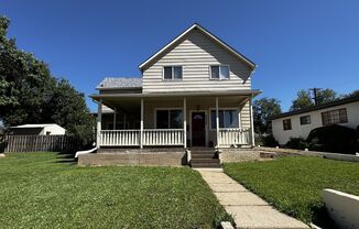 Stunning 4 Bedroom House near Old Colorado City