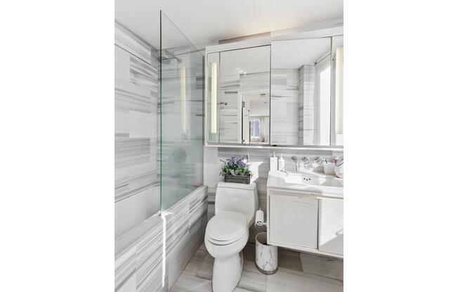 Studio, 1 bath, 615 sqft, $3,995, Unit 6F