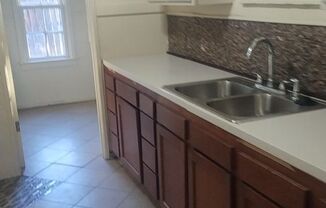 2 beds, 1 bath, $950, Unit 2226-A