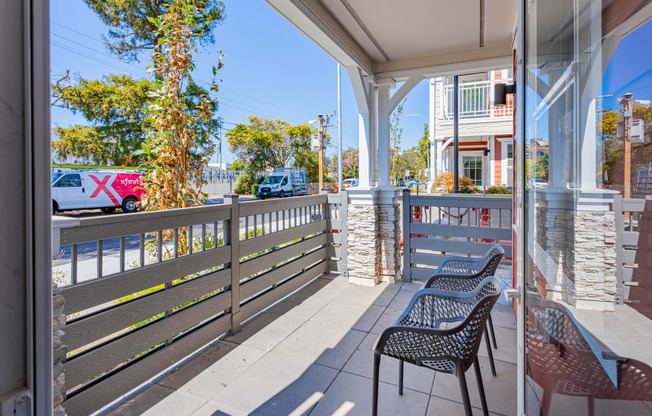 resident balcony and patio at Bayswater Apartments, Burlingame, CA
