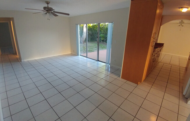 3 beds, 2 baths, $2,950