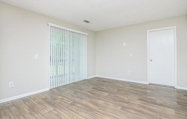 2 beds, 2 baths, 997 sqft, $1,225