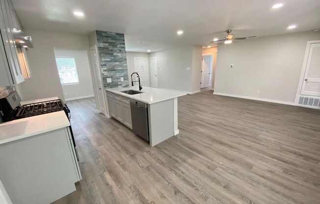 3 beds, 2 baths, $2,150