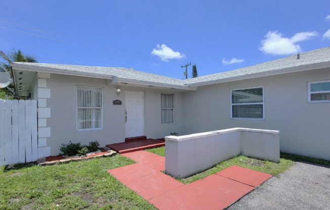 18725 SW 100 AVE