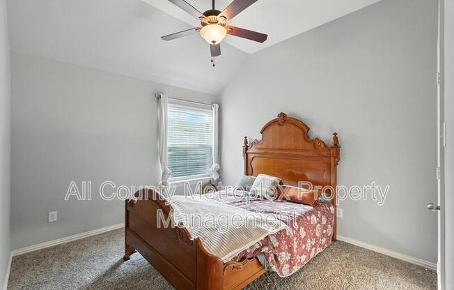 7114 WATERBURY DR