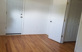 1 bed, 1 bath, 600 sqft, $1,195, Unit 5