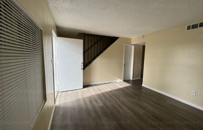 2909 S. Chester Ave