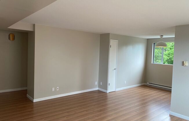 1 bed, 1 bath, 587 sqft, $1,450, Unit 706