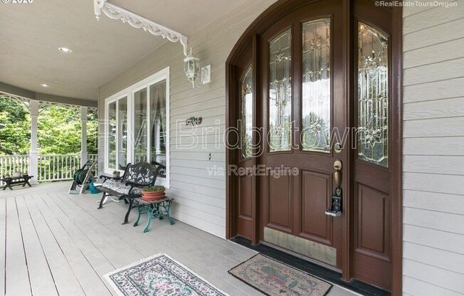 12805 SE Spring Mountain Dr