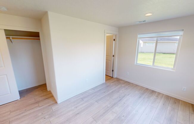 3 beds, 2 baths, 1,064 sqft, $1,895, Unit 349 Arissa
