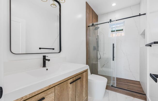 Modern Comfort: Beautiful Two-Bedroom ADU for Rent!