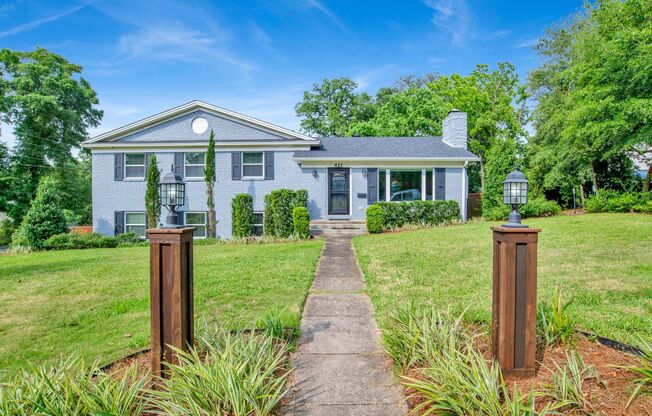 Charming 4 Bed/3 Bath Home between East Hill & Cordova Park