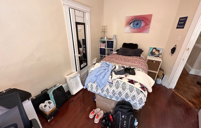 1 bed, 1 bath, $3,900, Unit 24