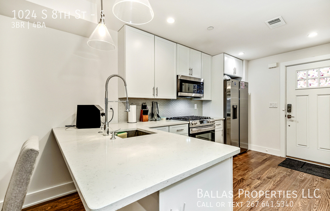 1024 S 8 ST