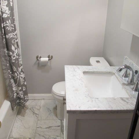 2 beds, 1 bath, 750 sqft, $3,695, Unit 11