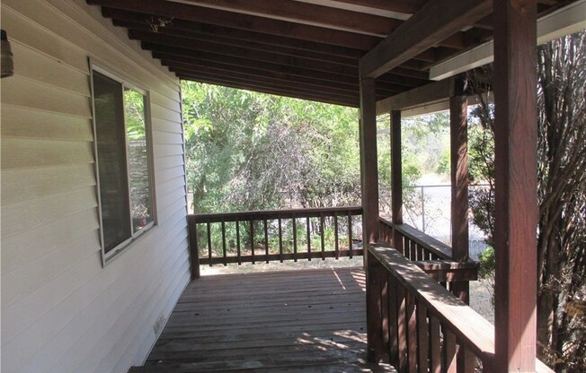2431 Las Plumas Ave., Oroville -   Near Las Plumas High School!