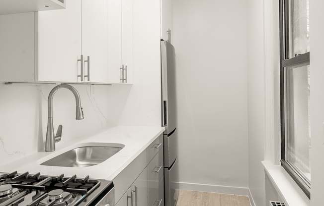 205 E 69 ST