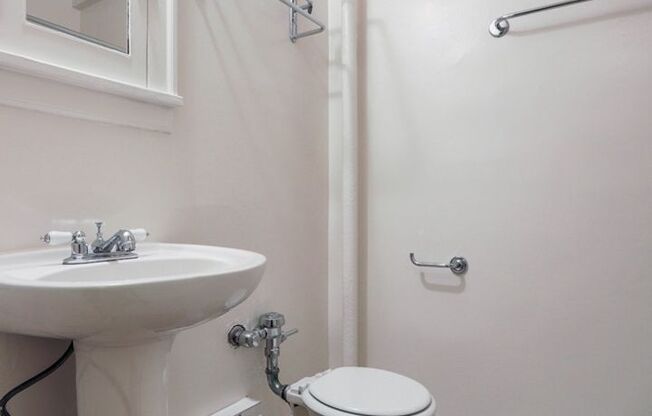 1 bed, 1 bath, 630 sqft, $1,550, Unit 201