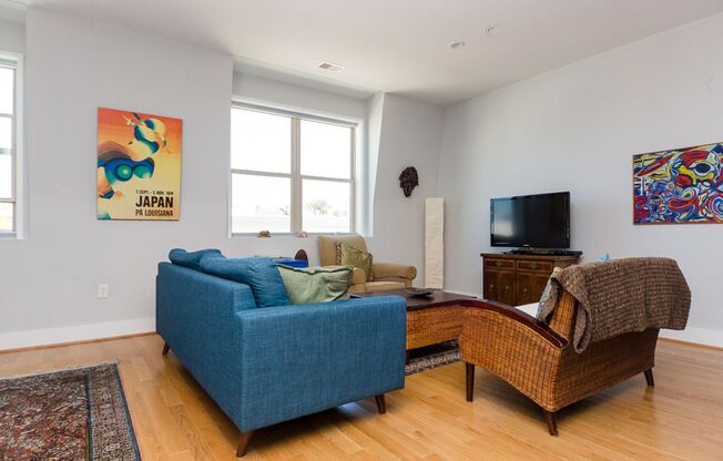 Beautiful 2 Bedroom Condo in Petworth