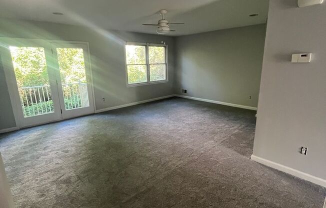 2 beds, 1 bath, 1,580 sqft, $3,149, Unit 12