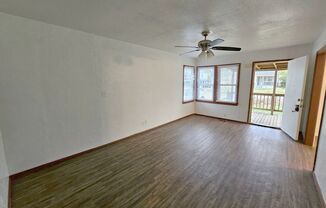 2 beds, 1 bath, $850