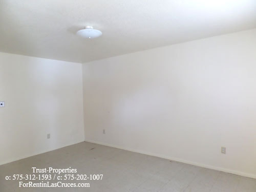 2 beds, 1 bath, 748 sqft, $795, Unit 1