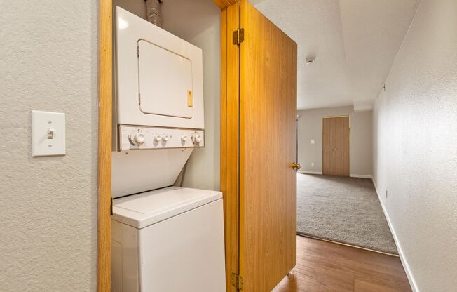 Studio, 1 bath, 504 sqft, $1,735, Unit 301