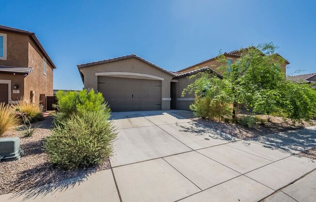 Bright & Stylish 3BR Home in La Estancia | Covered Patio, Stainless Steel Kitchen, 2-Car Garage