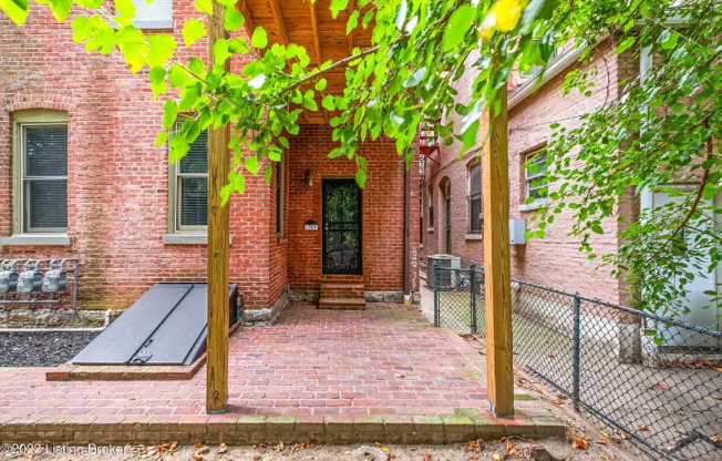 1309 S 1 ST