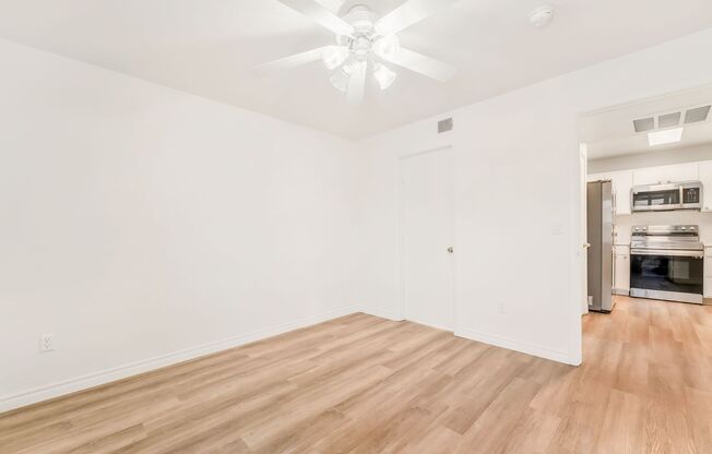 Move-in Ready 2-Bed Condo!