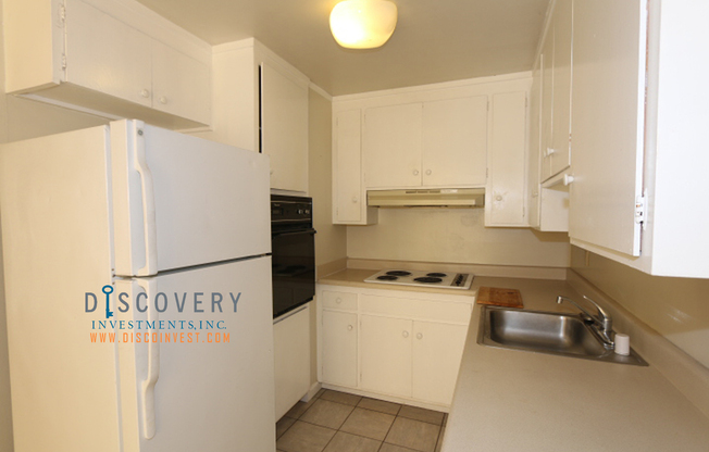 2 beds, 1 bath, $2,075, Unit Unit C