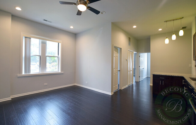 2 beds, 1 bath, 700 sqft, $2,200, Unit 103