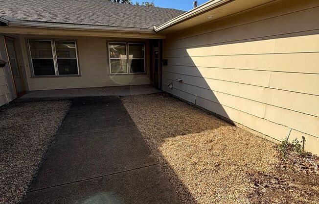 6008 and 6010 Shelton Street Duplex