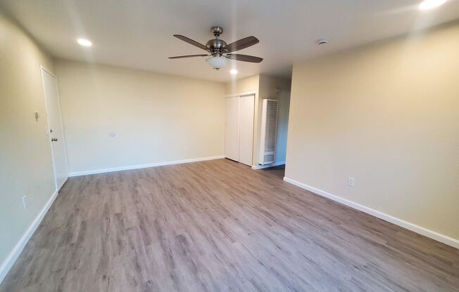 2 beds, 1 bath, 900 sqft, $2,200, Unit 2