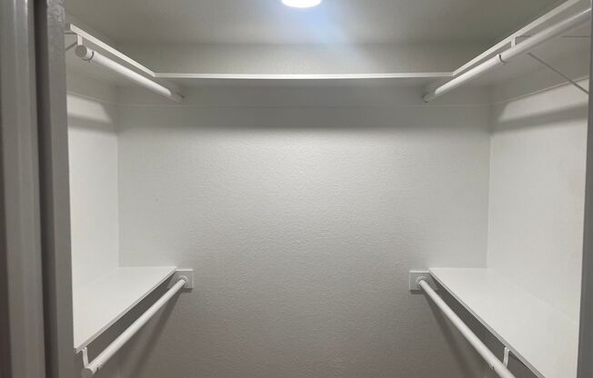 2 beds, 2 baths, 1,013 sqft, $3,495, Unit B-202