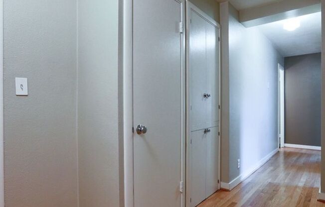 1 bed, 1 bath, 550 sqft, $1,350, Unit 206