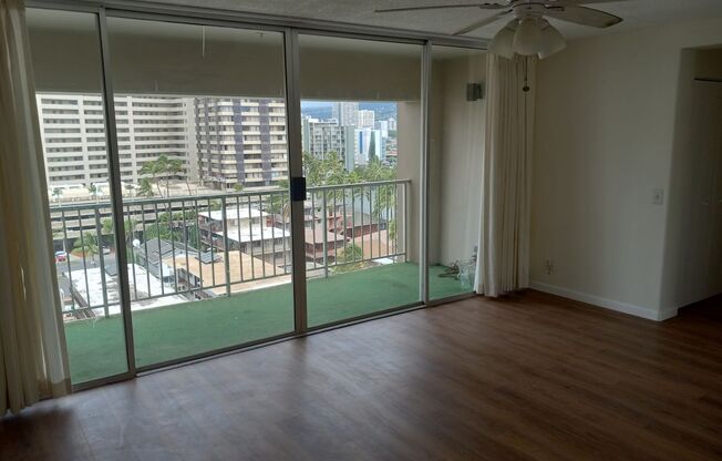 Large 2 Bed/1.5 Bath/2 Parking at the Keoni Ana in the Heart of Waikiki