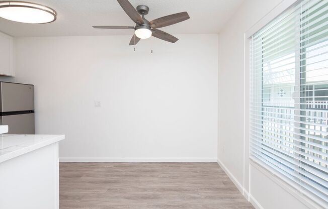 1 bed, 1 bath, $2,095, Unit 20
