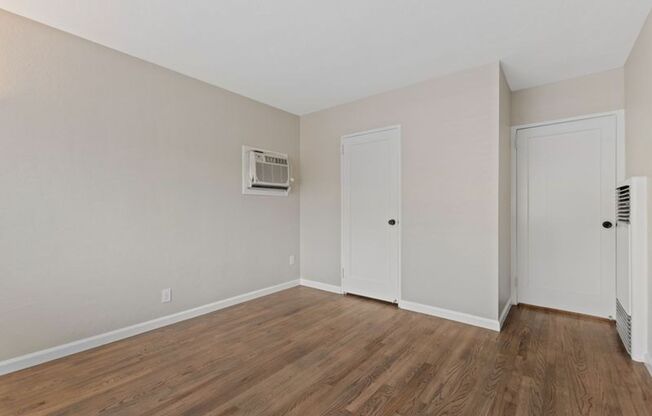 1 bed, 1 bath, 600 sqft, $1,475, Unit 702 MC