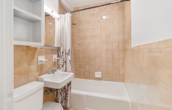 2 beds, 1 bath, 679 sqft, $3,650, Unit 10