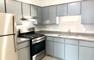 2 beds, 1 bath, $1,095
