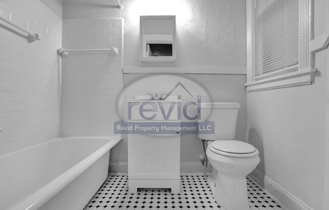 2 beds, 1 bath, 950 sqft, $995, Unit 308-3